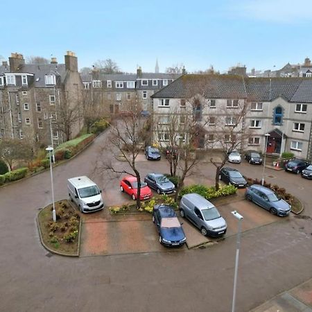 Immaculate City Centre Apartment With Free Parking - Ground Floor Aberdeen Eksteriør billede