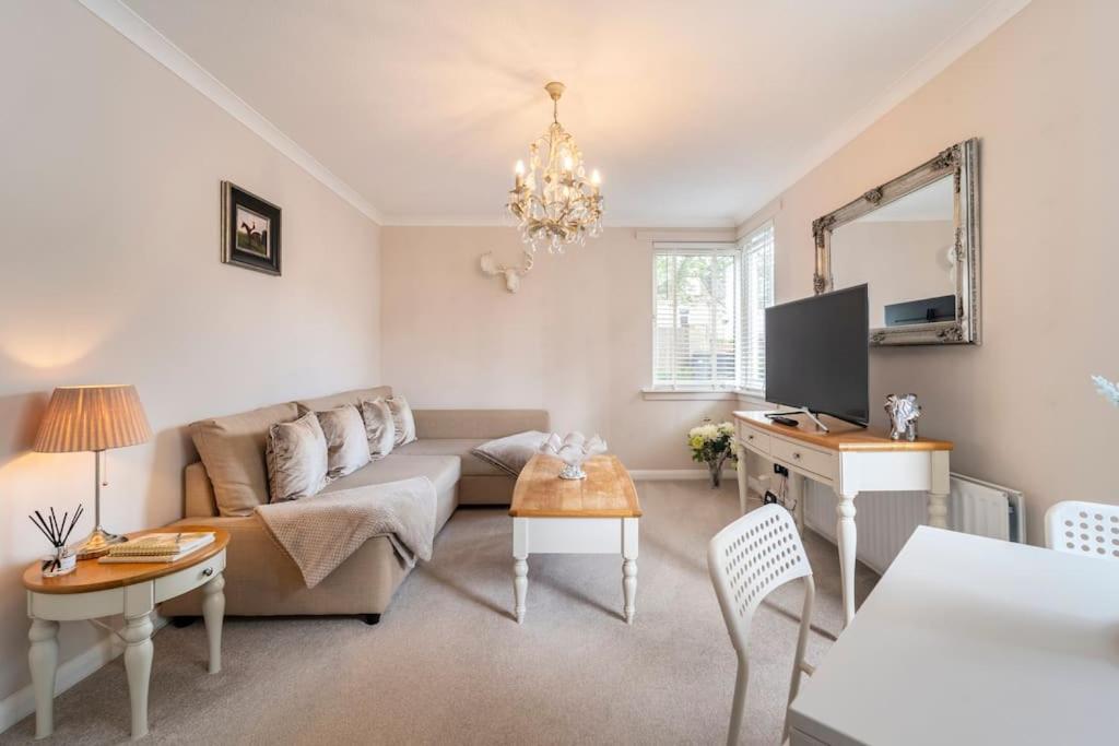 Immaculate City Centre Apartment With Free Parking - Ground Floor Aberdeen Eksteriør billede